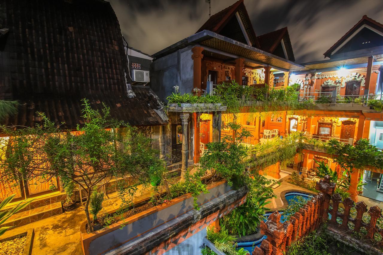 Hotel Lumbung Sari Legian  Exterior photo